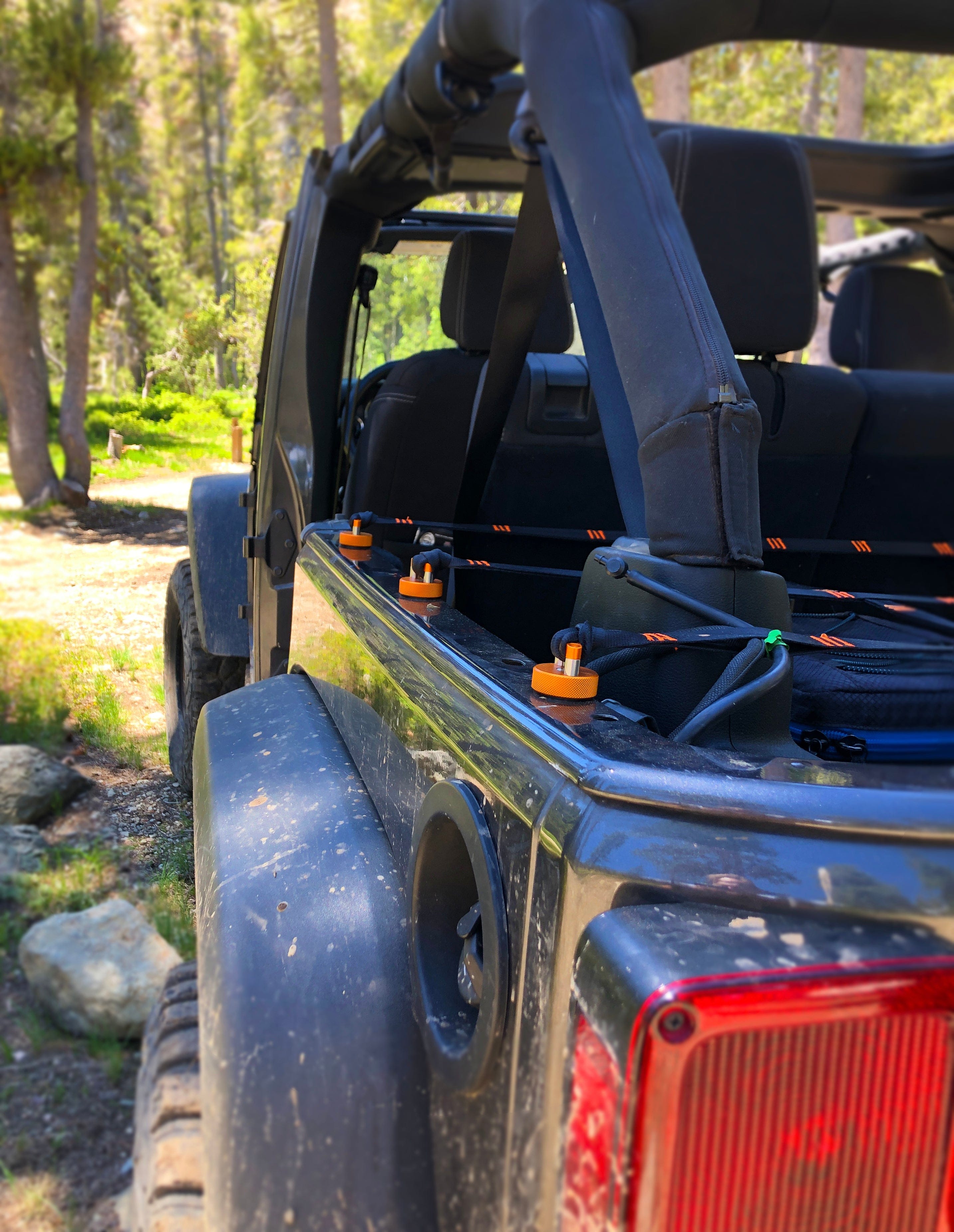 JEEP Wrangler JK, JL & JT Hard Top Quick Removal Fastener Thumb Screws, integrated D Ring, ROCKWORKX Billet Aluminum (Six Piece Set) rockworkx